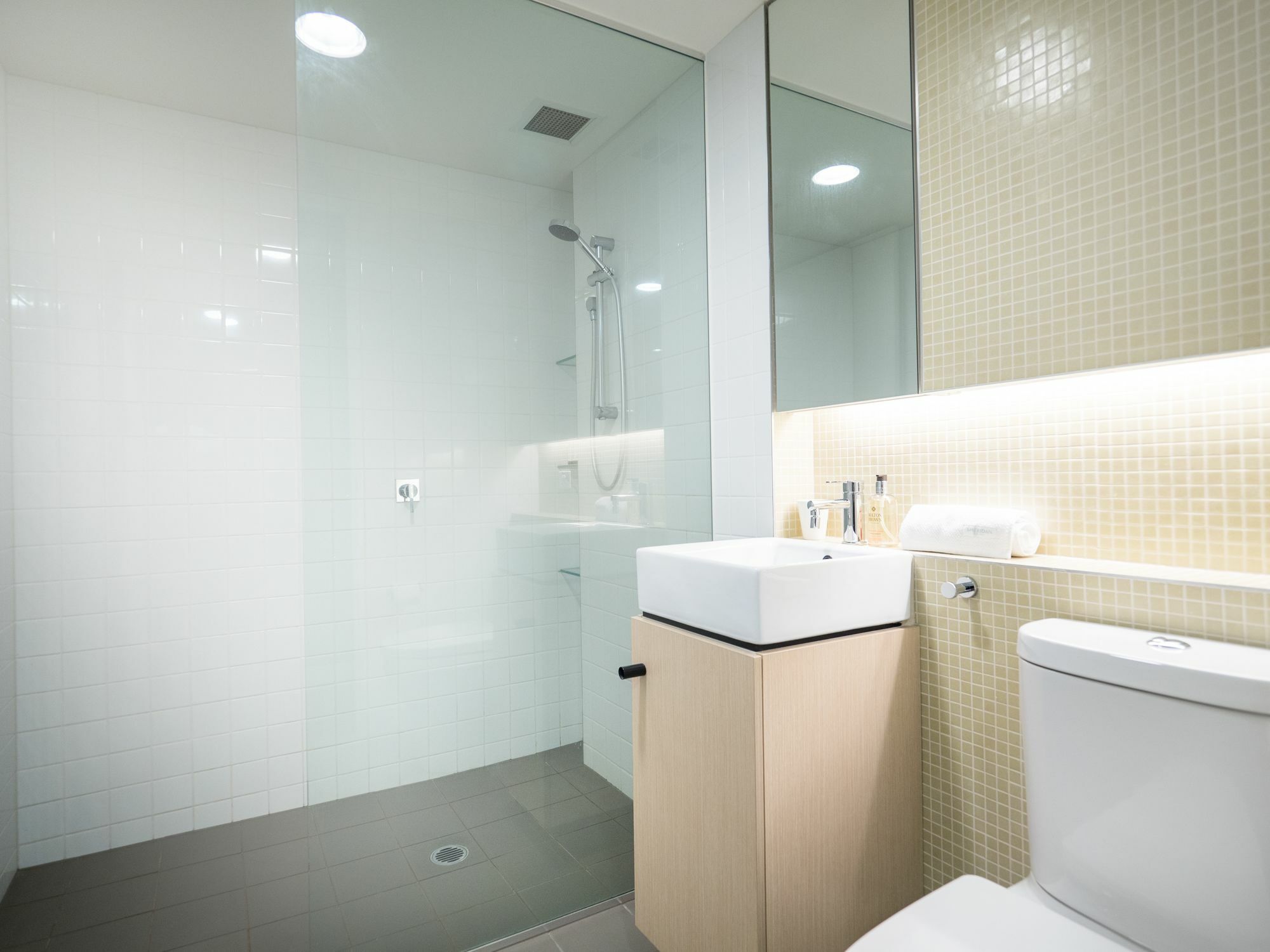 Littlestay Sturt - 2 Bedroom Aptm Melbourne Buitenkant foto
